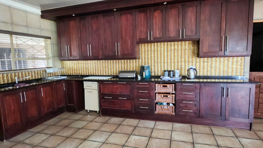4 Bedroom Property for Sale in Stilfontein Ext 4 North West